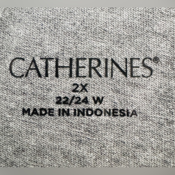 Catherines Let Every Moment Inspire You Graphic Top, Size 2X (22/24W) - Picture 5 of 9